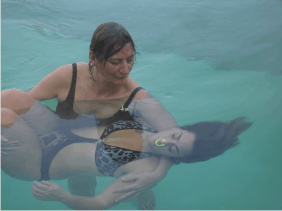 Coccoloterapia® in acqua calda - www.acquaamica.it Coccoloterapia® in acqua calda - www.scuoladirespiro.com